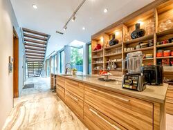Coronation Road (D10), Detached #521080191
